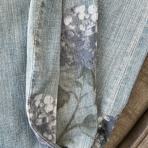 New With Tags Mid Rise Everyday Soft Floral Slim Ankle Jeans Sz 2 NEW 🍁🍁🍂 - Picture 9 of 10
